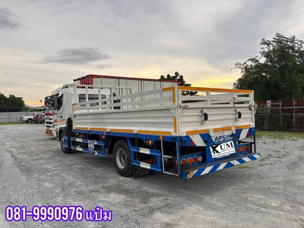 หกล้อคาร์โก้ ปี 2567 HINO  FC9J  175 แรงม้า  ราคา 1,290,000.-(3859)  