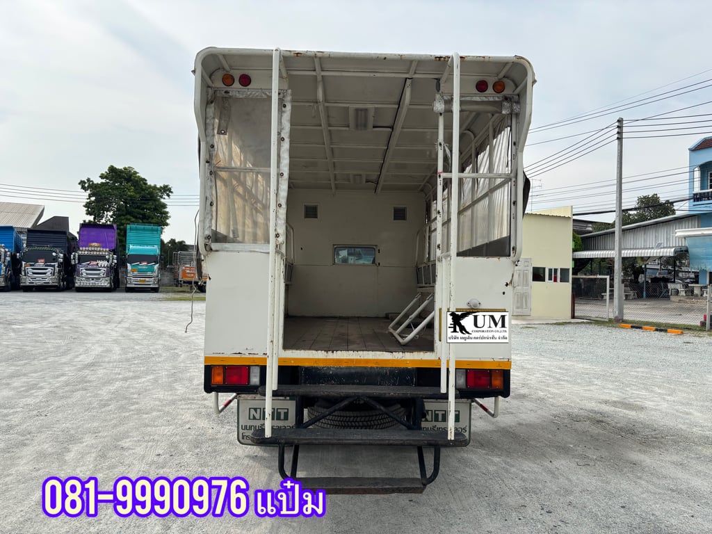 หกล้อโดยสาร HINO XZU 150 เเรงม้า ปี 2557 ยาว 4.3 กว้าง 2.0 สูง 1.9 ราคา 550,000.- (0756) หกล้อโดยสาร HINO XZU 150 เเรงม้า ปี 2557 ยาว 4.3 กว้าง 2.0 สูง 1.9 ราคา 550,000.- (0756)