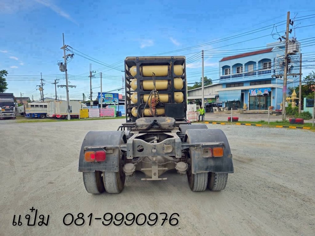 🚚สิบล้อหัวลากก๊าซ  ปี 2557 HINO  360 เเรง  CNG โรงงาน ราคา  670,000.-(6646)