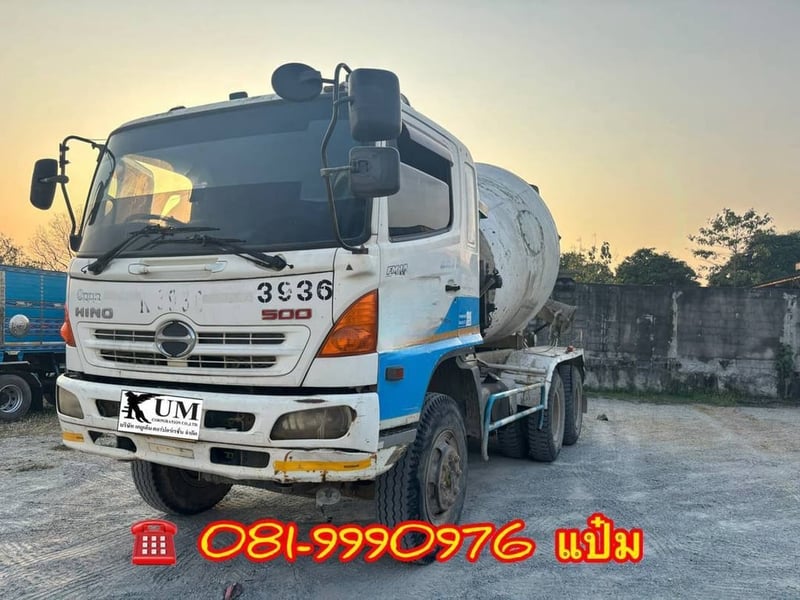 สิบล้อโม่ปูน ปี 2555 **** เพียง 990,000.-**** ไมล์ 240,XXX โล (1281 ) สิบล้อโม่ปูน ปี 2555 **** เพียง 990,000.-**** ไมล์ 240,XXX โล (1281 )