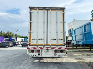 หกล้อตู้สิบบาน HINO FG8J  240 แรงม้า ปี 2560 (7915)