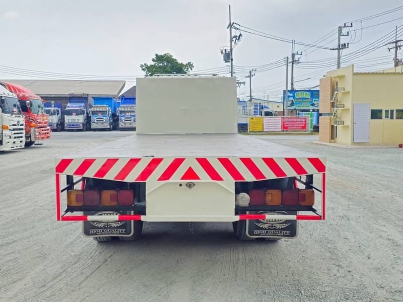 สิบล้อพื้นเรียบ HINO FL8J  260 แรงม้า ปี 2560 (1784)