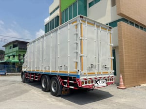 ✅ ปล่อยด่วน สิบล้อตู้ สิบบาน   HINO  FL8J 260 แรง ปี 2561 ยาวนอก 7.6สูงใน 2.56 กว้างใน 2.36  ลดเหลือ 1,750,000.- (2717)