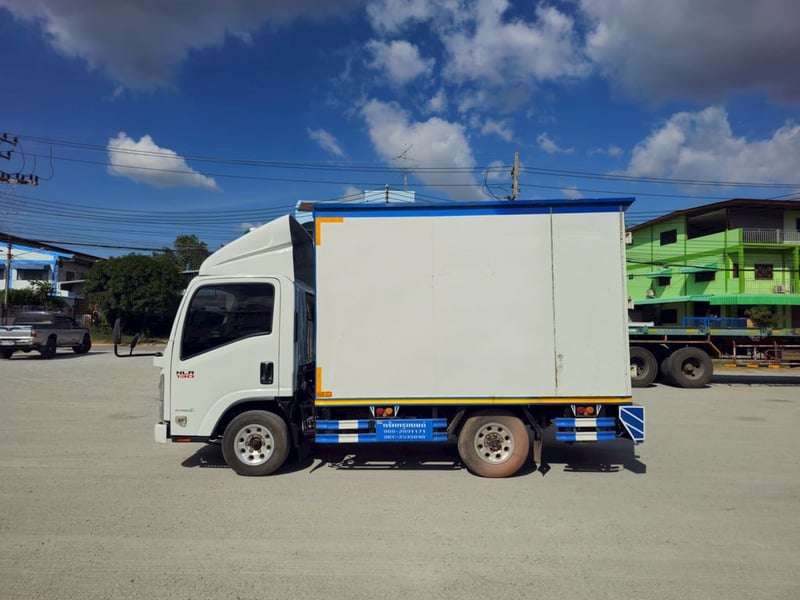 ล้อตู้ ISUZU NLR 104 แรง ปี 2564 ยาว 3.20 กว้างใน1.80สูงใน1.95(4519)