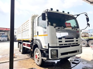 ISUZU FXZ 360 เเรง ปี 2557 ปล่อย 1,190,000.-(4857) ISUZU FXZ 360 เเรง ปี 2557 ปล่อย 1,190,000.-(4857)
