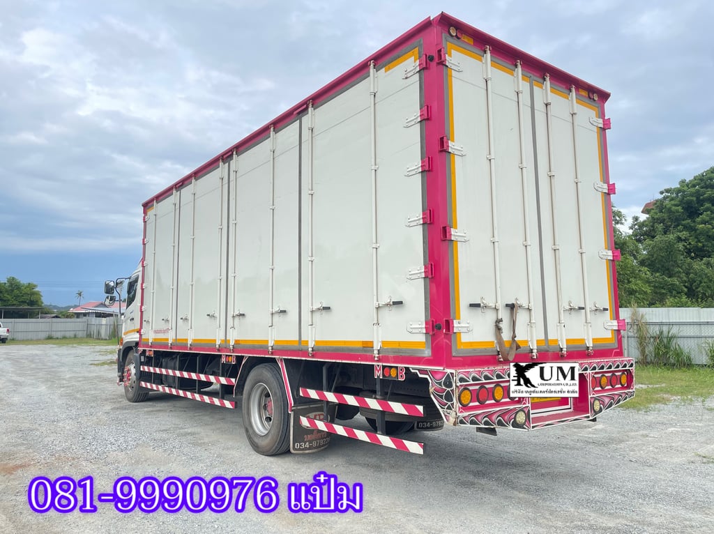  หกล้อตู้ สิบน๊อต ยาว 7.5 กว้าง 2.45 สูง 2.6  หลังคาลอน เเบบใหม่ HINO FG8J 240 แรงม้า ปี 2566  ราคา 1,590,000.-(3276)