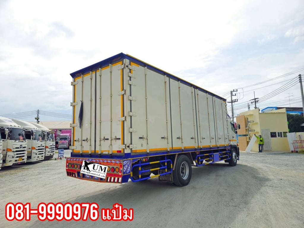 💎ช่วงนี้มีน้อย  เข้าไม่บ่อย หกล้อตู้สิบบาน HINO  FG8J  240 แรงม้า ปี  2564  สิบน๊อตเเล้ว ราคา 1,670,000.-(3641)
