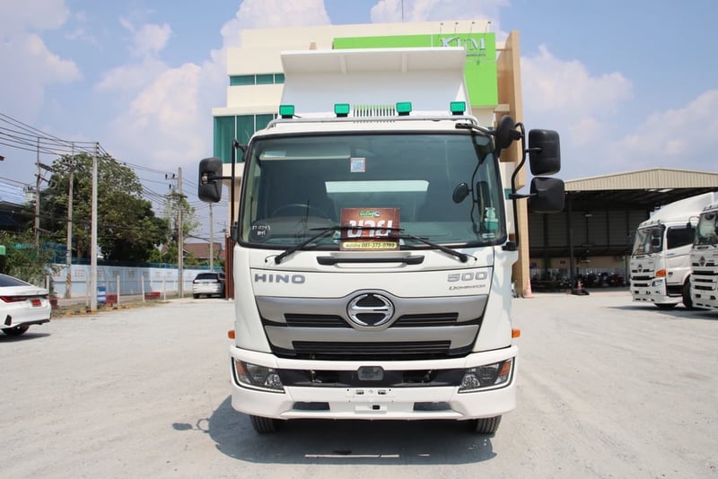 หกล้อดั้มพ์ HINO FC9J 175 แรง ปี 2565 💴 990,000.-(0793)