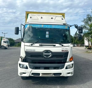 หกล้อตู้สิบบาน HINO FG8J 240 แรงม้า ปี 59 (3446) หกล้อตู้สิบบาน HINO FG8J 240 แรงม้า ปี 59 (3446)