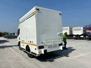 🚛หกล้อตู้ ISUZU NMR 130 แรง ปี 2558 ยาว 3.02สูง 1.97 กว้าง1.91 Sาคา 530,000 บาn( 5477) 🚛หกล้อตู้ ISUZU NMR 130 แรง ปี 2558 ยาว 3.02สูง 1.97 กว้าง1.91 Sาคา 530,000 บาn( 5477)