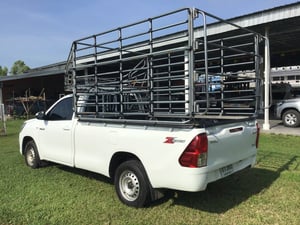 โตโยต้ารีโว่2.4พลัส สภาพดี ไมค์วิ่งน้อย