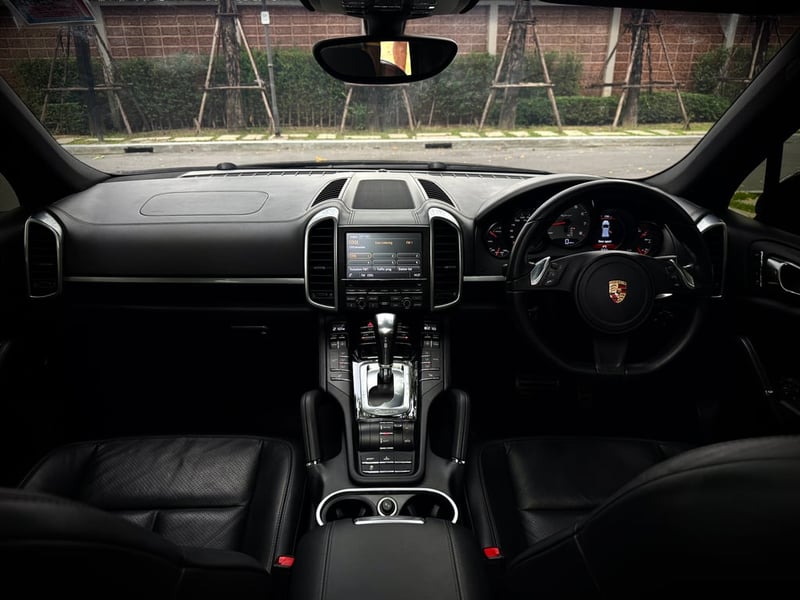 Porsche Cayenne S E-Hybrid 2014Y.