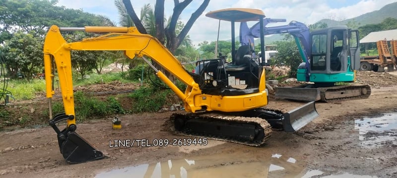 KOMATSU PC30MR-3 sาคา 295,000 KOMATSU PC30MR-3 sาคา 295,000