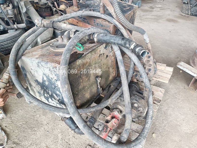 ชุดยกดั้มหางเทเลอร์ มี2ชุด  sาคาชุดละ 10,000