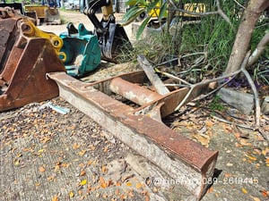 ใบดันรถขุด ยาว 1.85 เมตร ใบดันรถขุด ยาว 1.85 เมตร