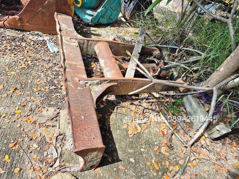 ใบดันรถขุด ยาว 1.85 เมตร ใบดันรถขุด ยาว 1.85 เมตร