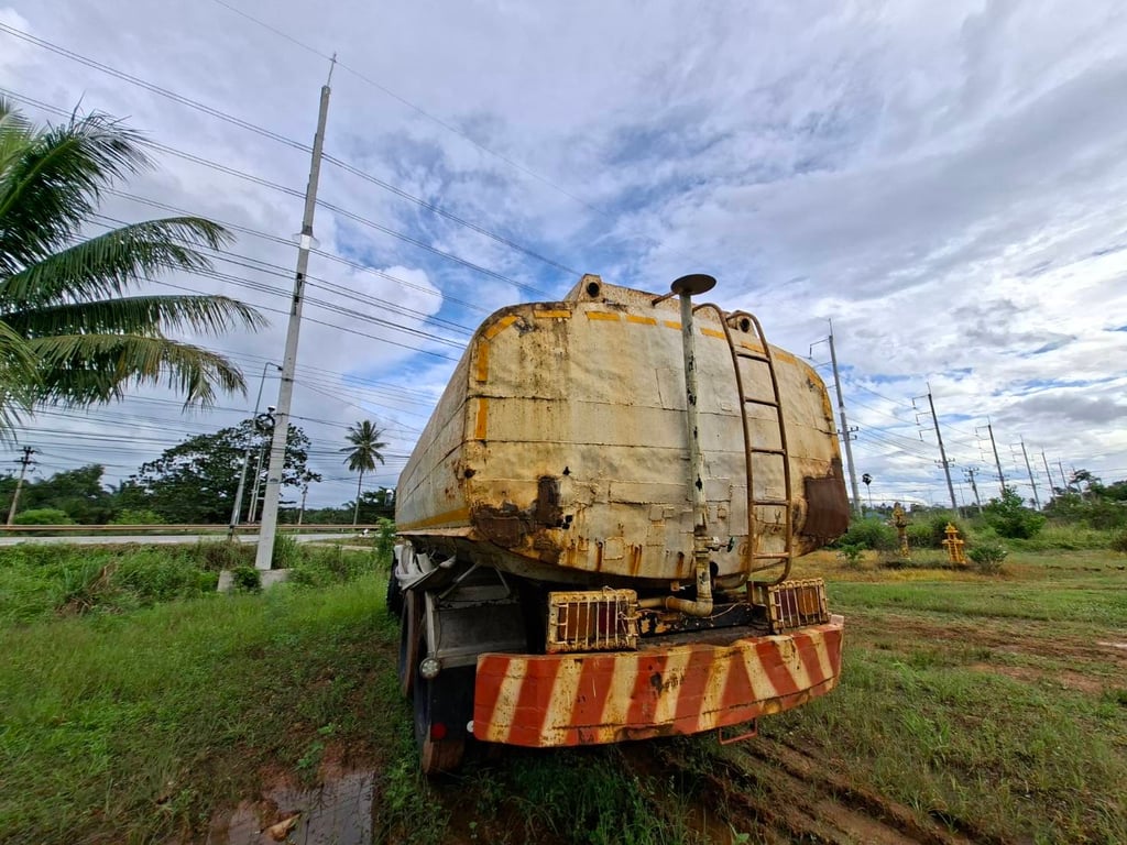 รถบรรทุกน้ำฮีโน่ รถบรรทุกน้ำฮีโน่