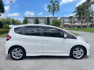 Honda Jazz 2012 ตัวท็อปเจ้าของขายเอง