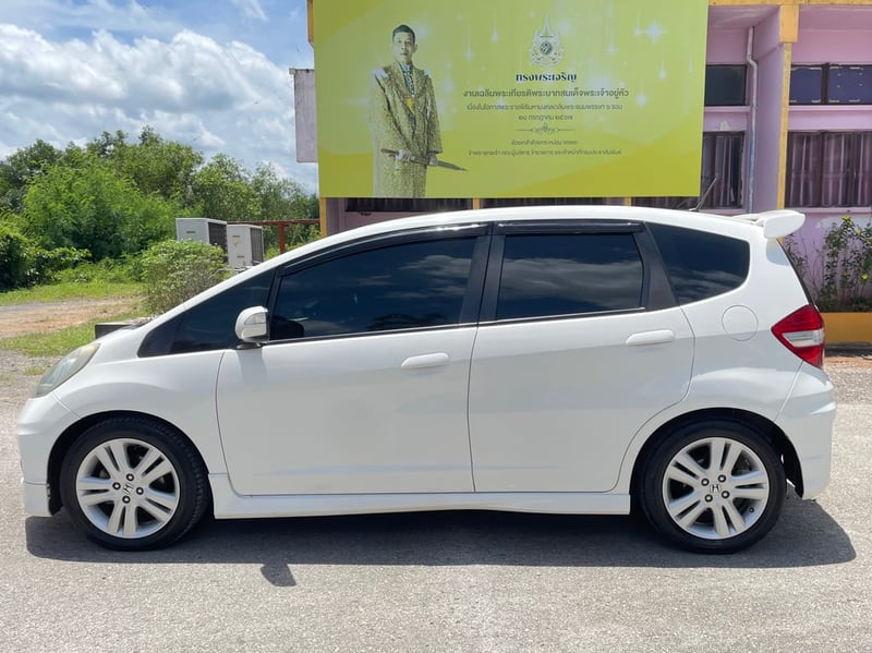Honda Jazz 2012 ตัวท็อปเจ้าของขายเอง