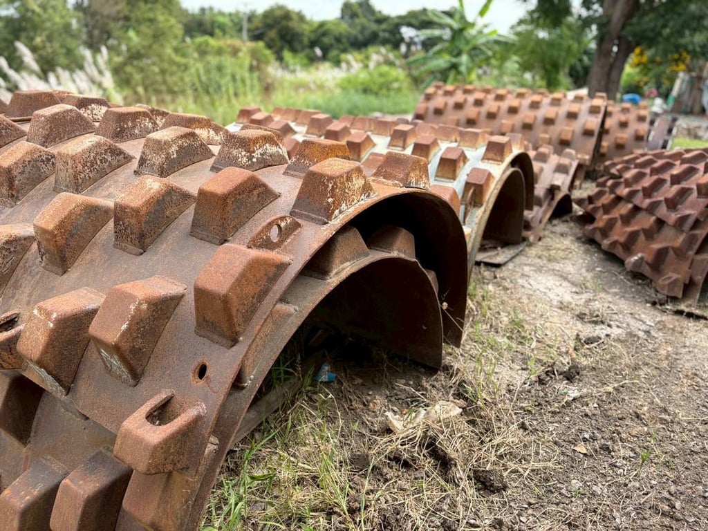 เปลือกหนามใส่รถบดขนาด10ตัน