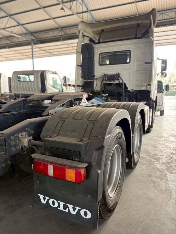 VOLVO Fm400 รถบรรทุก หัวลาก 10ล้อ หัวลาก เฉพาะหัว ปี2021
