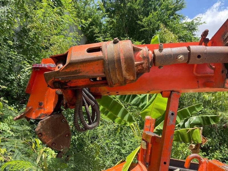 รถ 6 ล้อ เจาะเสาไฟฟ้า ชุดเจาะ Aichi 3 ตัน รถ 6 ล้อ เจาะเสาไฟฟ้า ชุดเจาะ Aichi 3 ตัน
