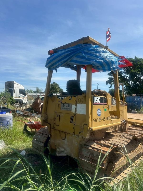 แทรคเตอร์ ตีนไก่ CaterpillarD5C Series III