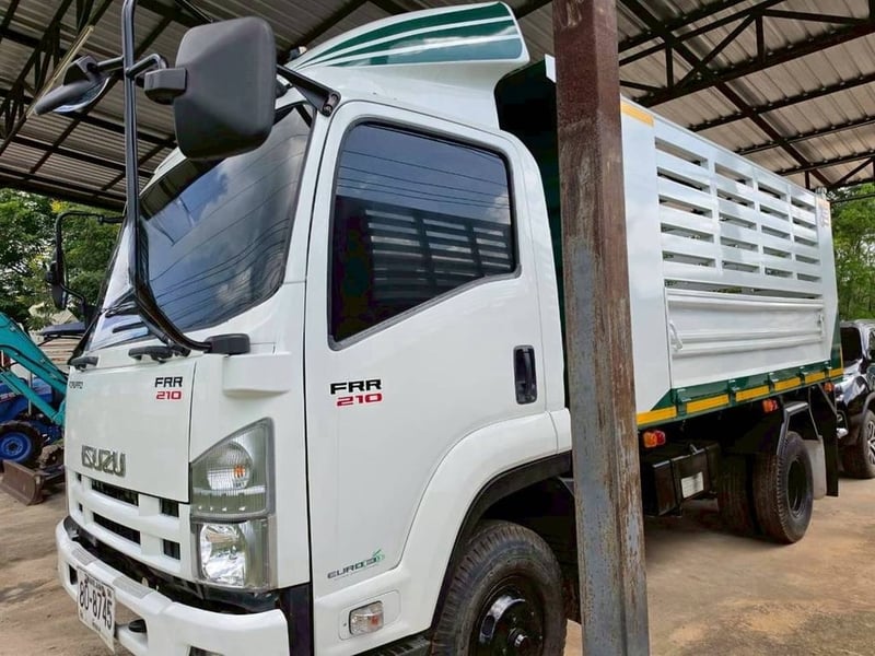 ISUZU FRR 210แรงม้า รถบรรทุก 6ล้อ ดั้มพ์ ปี2011 ISUZU FRR 210แรงม้า รถบรรทุก 6ล้อ ดั้มพ์ ปี2011