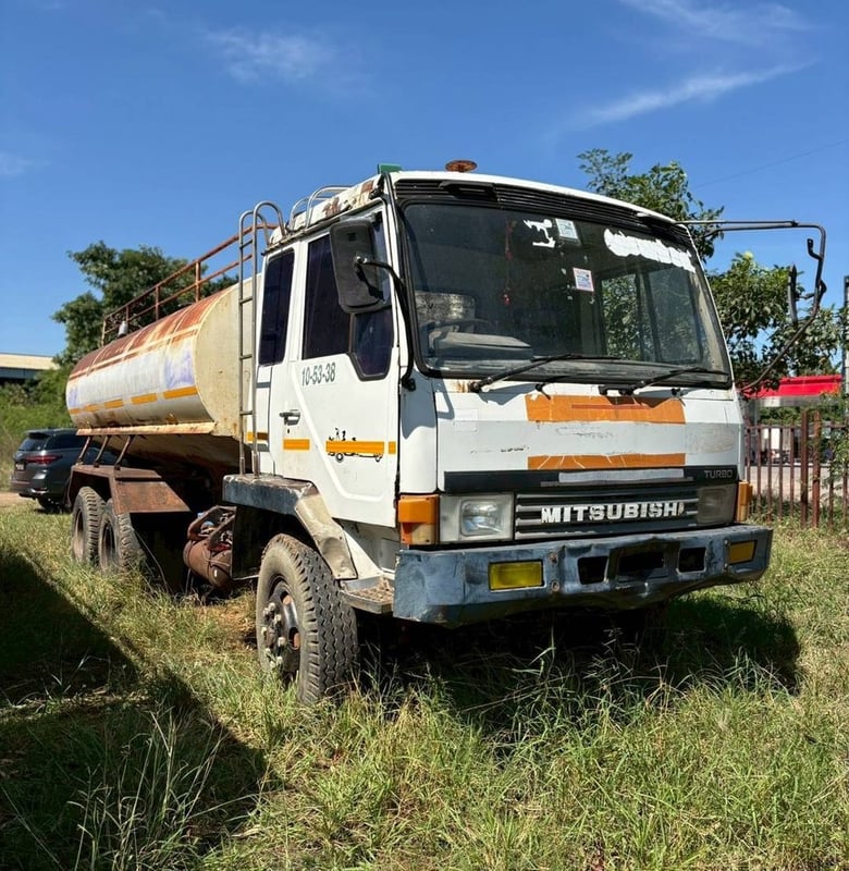 10 ล้อรถน้ำ 2 เพลา 16,000 ลิตร