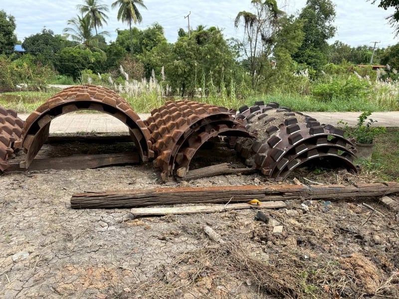 เปลือกหนามใส่รถบดขนาด10ตัน