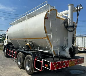 10  ล้อ 1 เพลารถเบ้าท์อาหารสัตว์