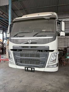 VOLVO Fm400 รถบรรทุก หัวลาก 10ล้อ หัวลาก เฉพาะหัว ปี2021