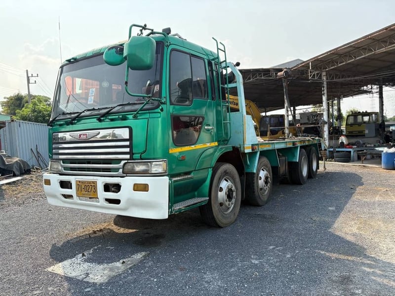 12 ล้อท้ายลาด 2 เพลา HINO Profia ขึ้น 200ได้ 12 ล้อท้ายลาด 2 เพลา HINO Profia ขึ้น 200ได้