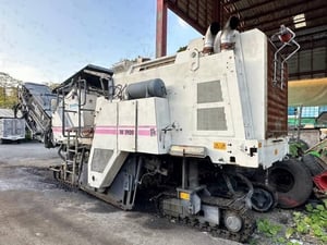 รถกัดถนน WIRTGEN W1900 รถกัดถนน WIRTGEN W1900