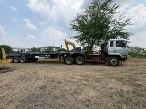 NISSAN UD CWM รถบรรทุก หัวลาก 10ล้อ พร้อมพื้นเรียบ3เพลา NISSAN UD CWM รถบรรทุก หัวลาก 10ล้อ พร้อมพื้นเรียบ3เพลา