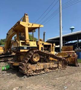 เเทรกเตอร์ดันดิน CATERPILLAR D4H Series III เเทรกเตอร์ดันดิน CATERPILLAR D4H Series III