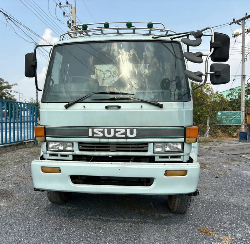 รถน้ำ10 ล้อ  2 เพลา 16,000 ลิตร