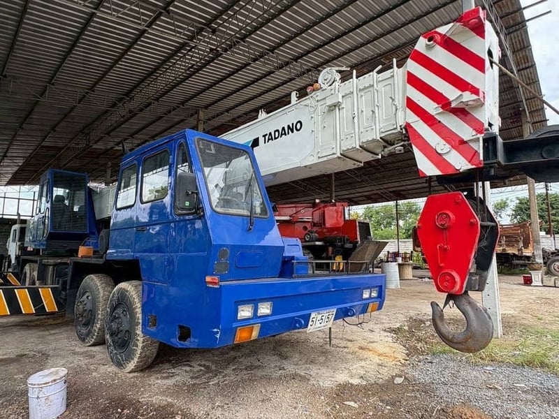 รถเครน 12 ล้อ 45 ตัน TADANO TG452