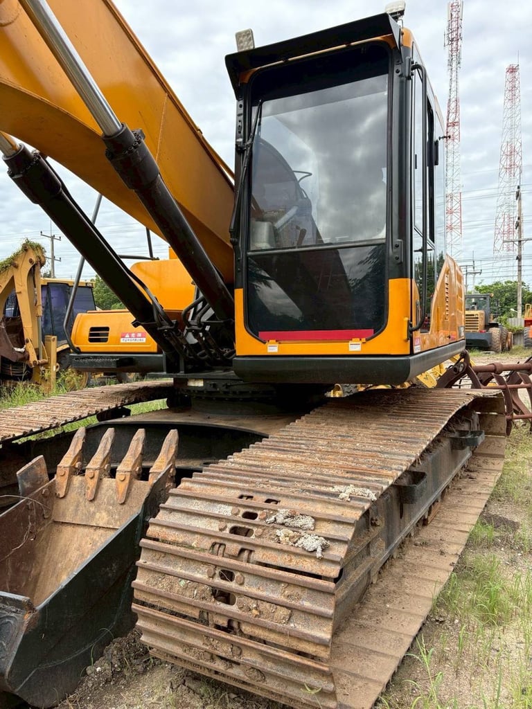 เเบคโฮ 215 บูมยาว 16  เมตรSany  SY215C