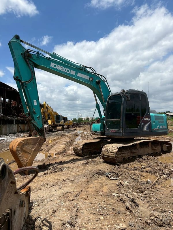 รถขุด14 ตันKobleco SK140LC-8 Super X