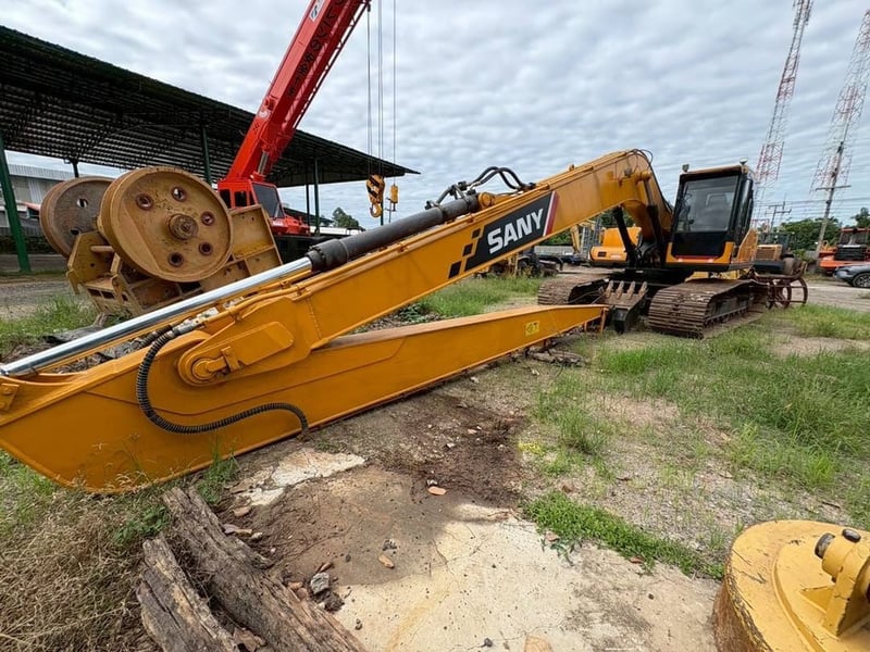 เเบคโฮ 215 บูมยาว 16  เมตรSany  SY215C