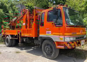 รถ 6 ล้อ เจาะเสาไฟฟ้า ชุดเจาะ Aichi 3 ตัน รถ 6 ล้อ เจาะเสาไฟฟ้า ชุดเจาะ Aichi 3 ตัน