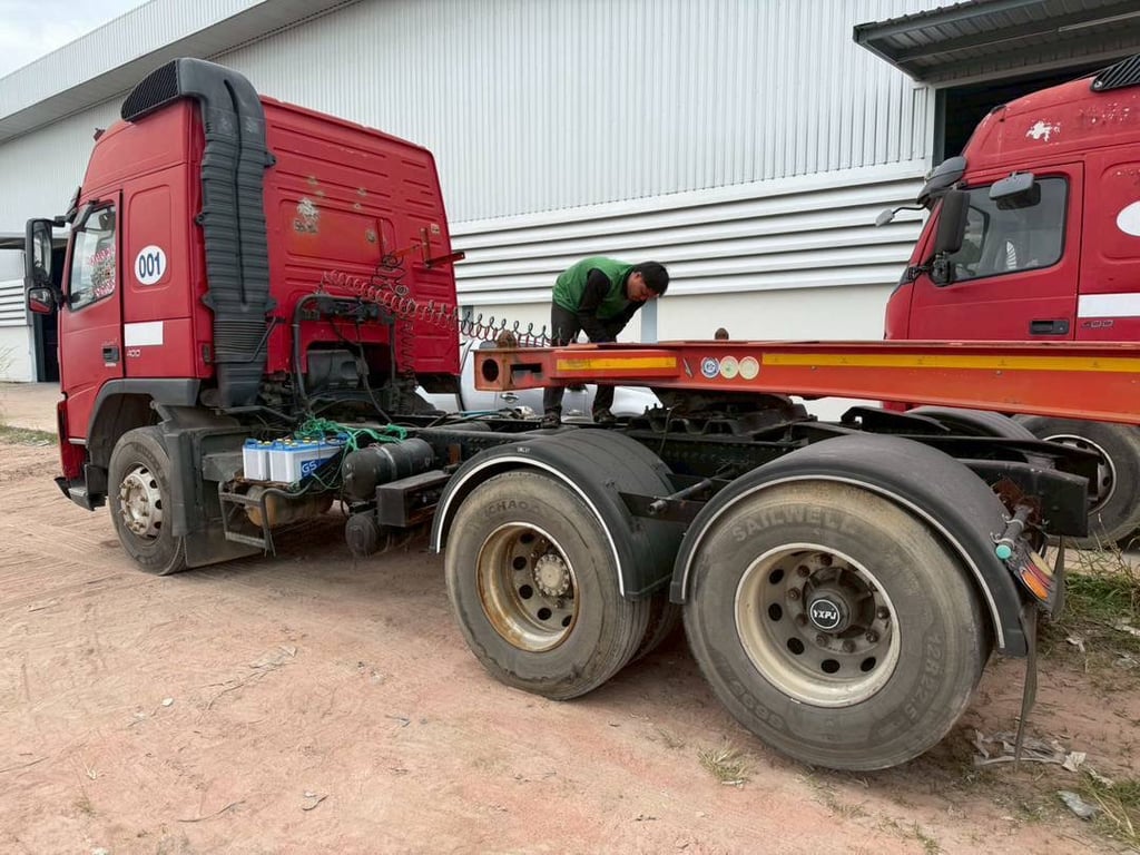 10 ล้อหัวลาก 1 เพลา Vovlo FM400 10 ล้อหัวลาก 1 เพลา Vovlo FM400