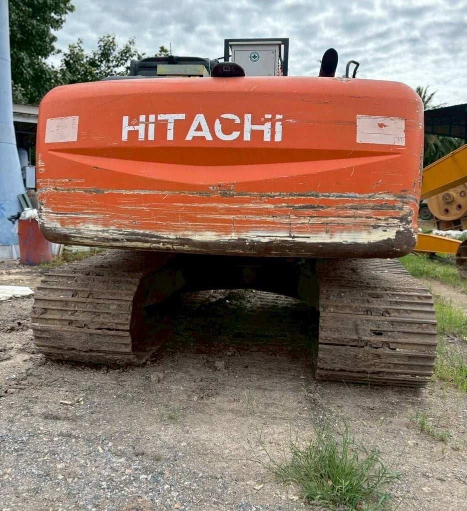 แบคโฮ20 ตันติดเเม่เหล็กไฟฟ้า