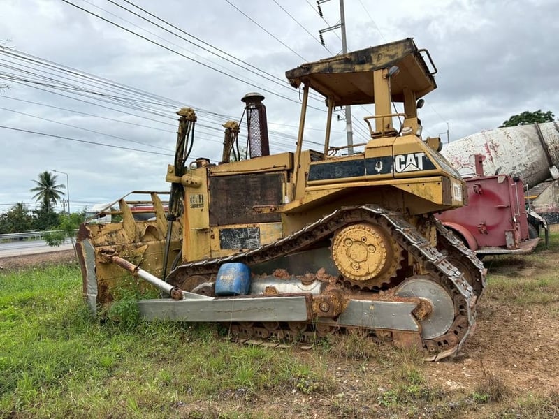 แทรกเตอร์ดันดินCaterpillar D7H