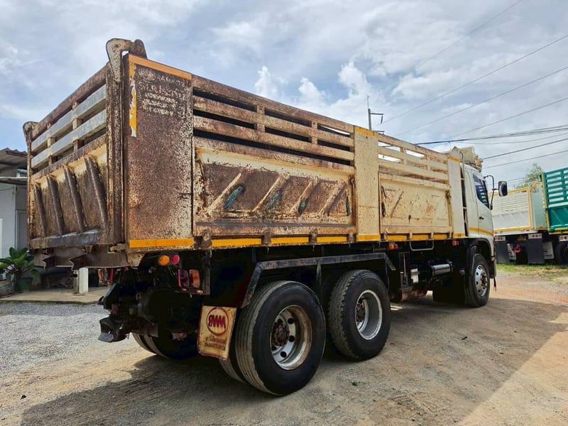 10 ล้อดั้ม 2 เพลา hino mega S500 fm2p 10 ล้อดั้ม 2 เพลา hino mega S500 fm2p