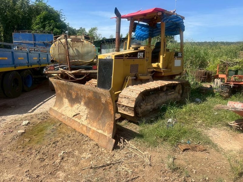 แทรคเตอร์ ตีนไก่ CaterpillarD5C Series III