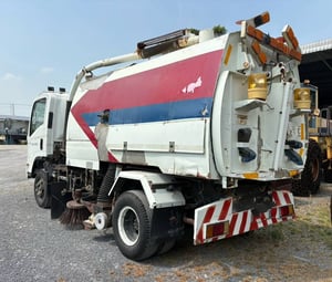 รถ6ล้อดูดฝุ่น