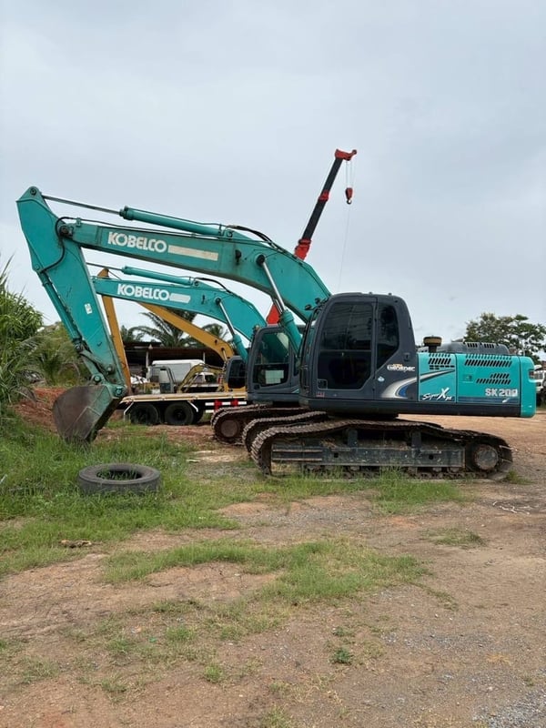 Kobelco Sk200-8  Super Xm