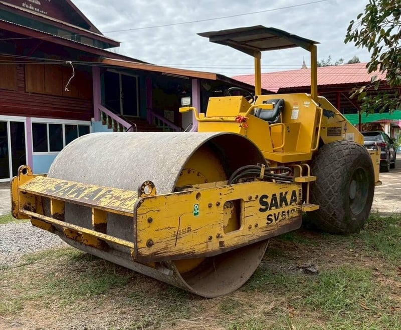 รถบด 10 ตัน SAKAI SV512D รถบด 10 ตัน SAKAI SV512D